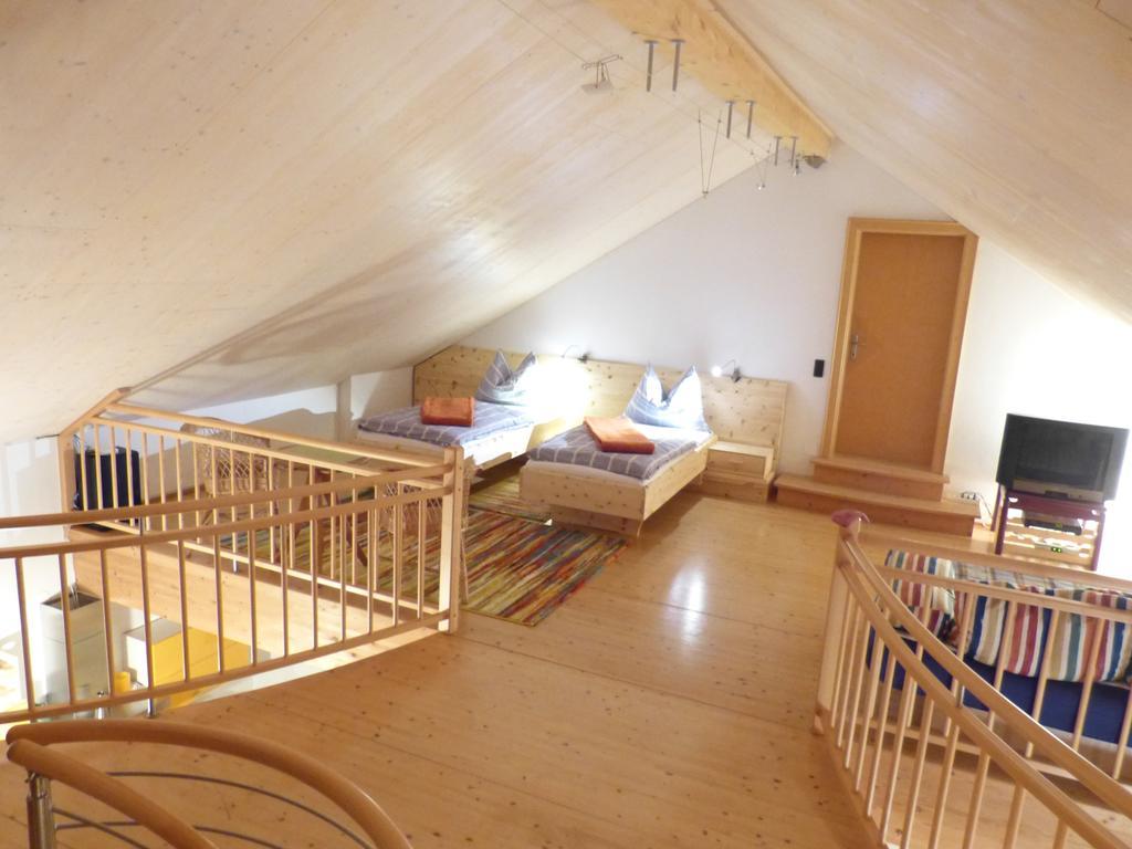 Ferienwohnung Sagmeister Loft Jenig Zimmer foto